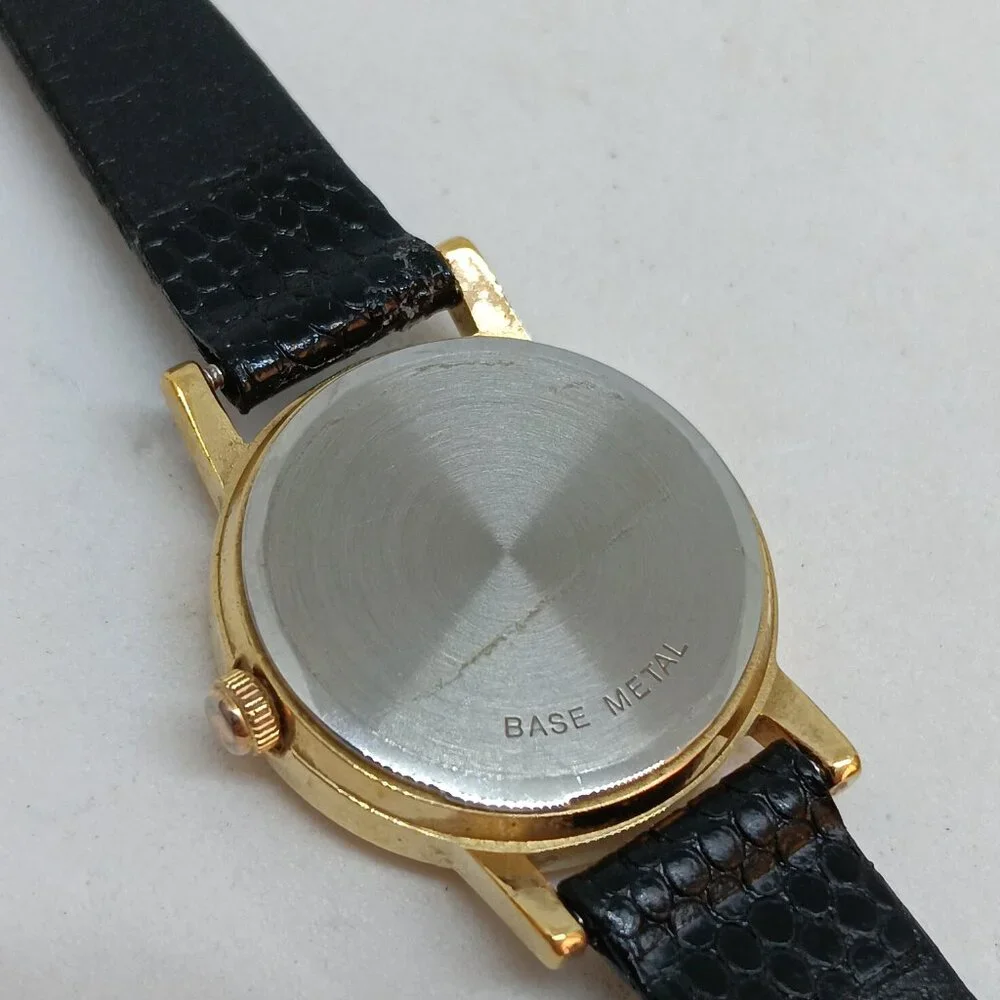 Wittnauer JV2527 Women's 24mm Gold Tone White Dial Swiss Quartz Watch NEW BATT
